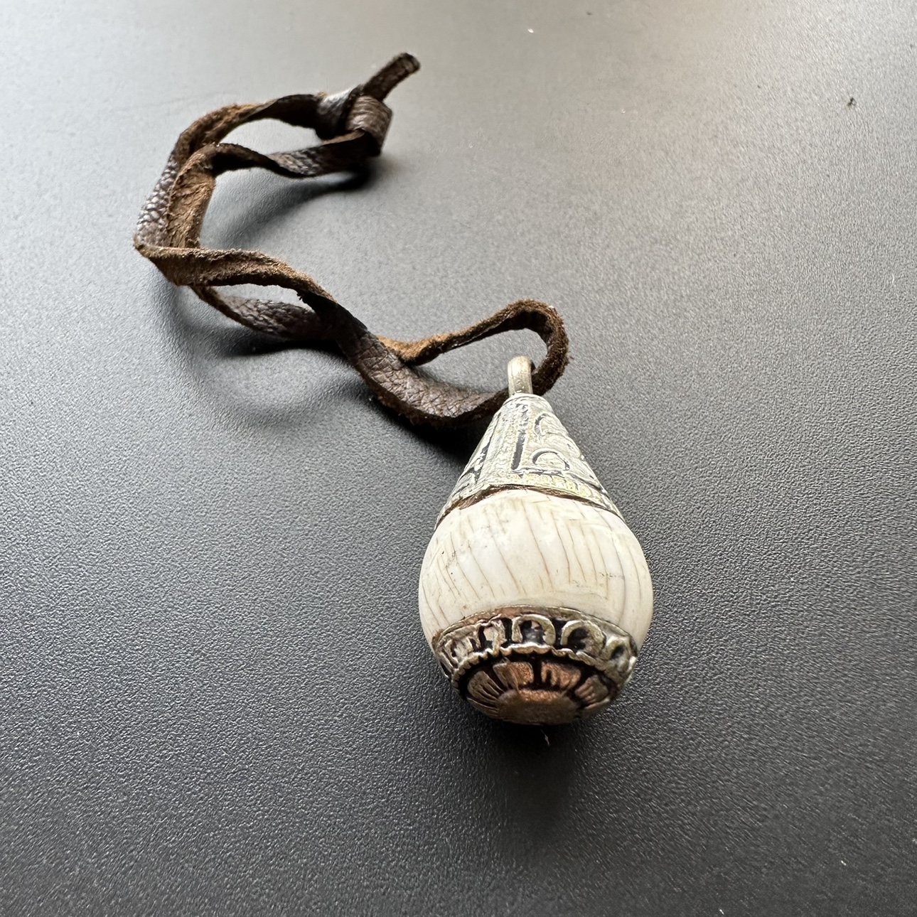 Handmade Tibetan  Pendant Vint - مراجعة Ethnic Fashion World وسعره