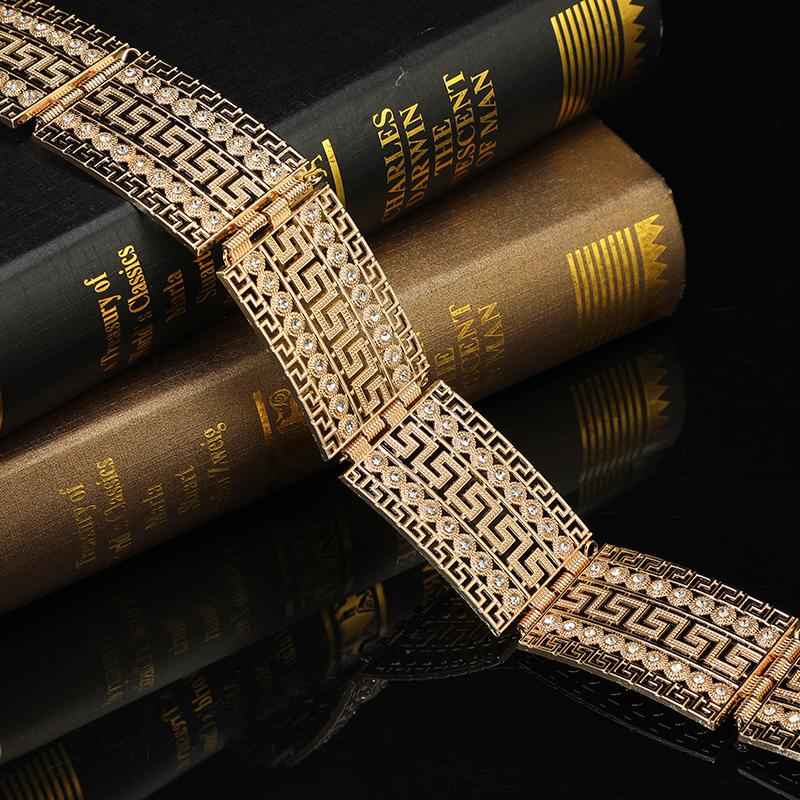 Vintage Kaftan Crystal Gold Be - مراجعة Ethnic Fashion Jewellery وسعره