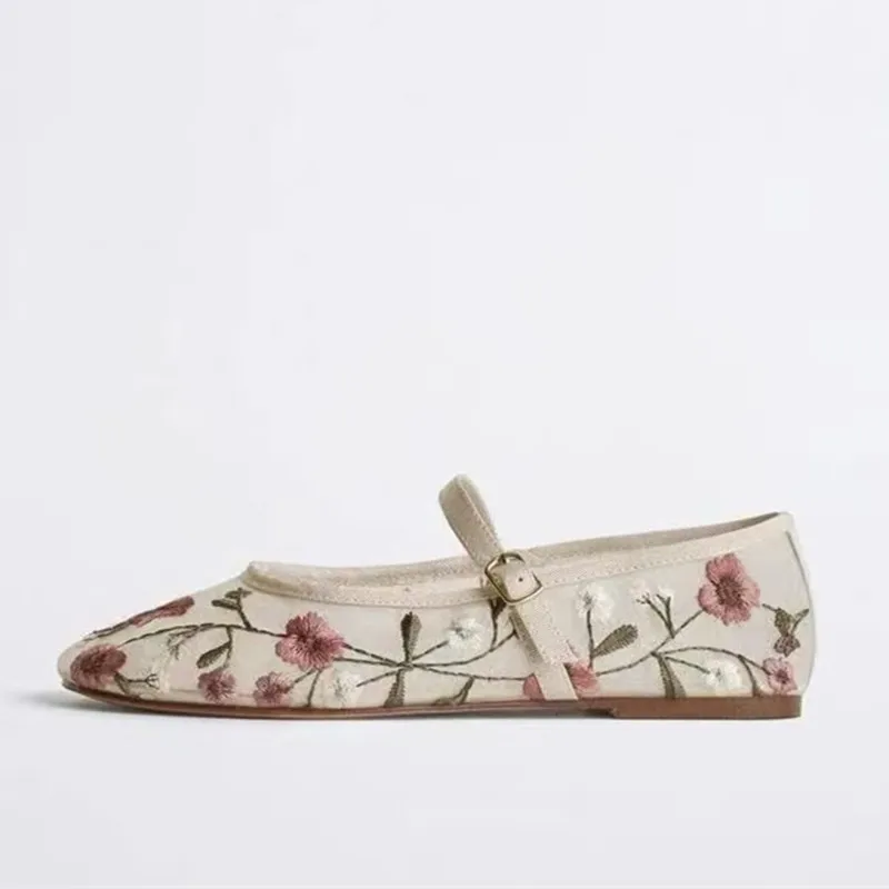 Mesh Embroidered Leisure Balle - مراجعة Ethnic Fashion Brand وسعره