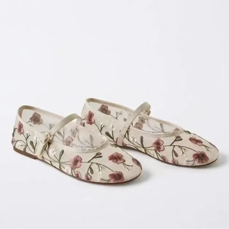 Mesh Embroidered Leisure Balle - مراجعة Ethnic Fashion Brand وسعره