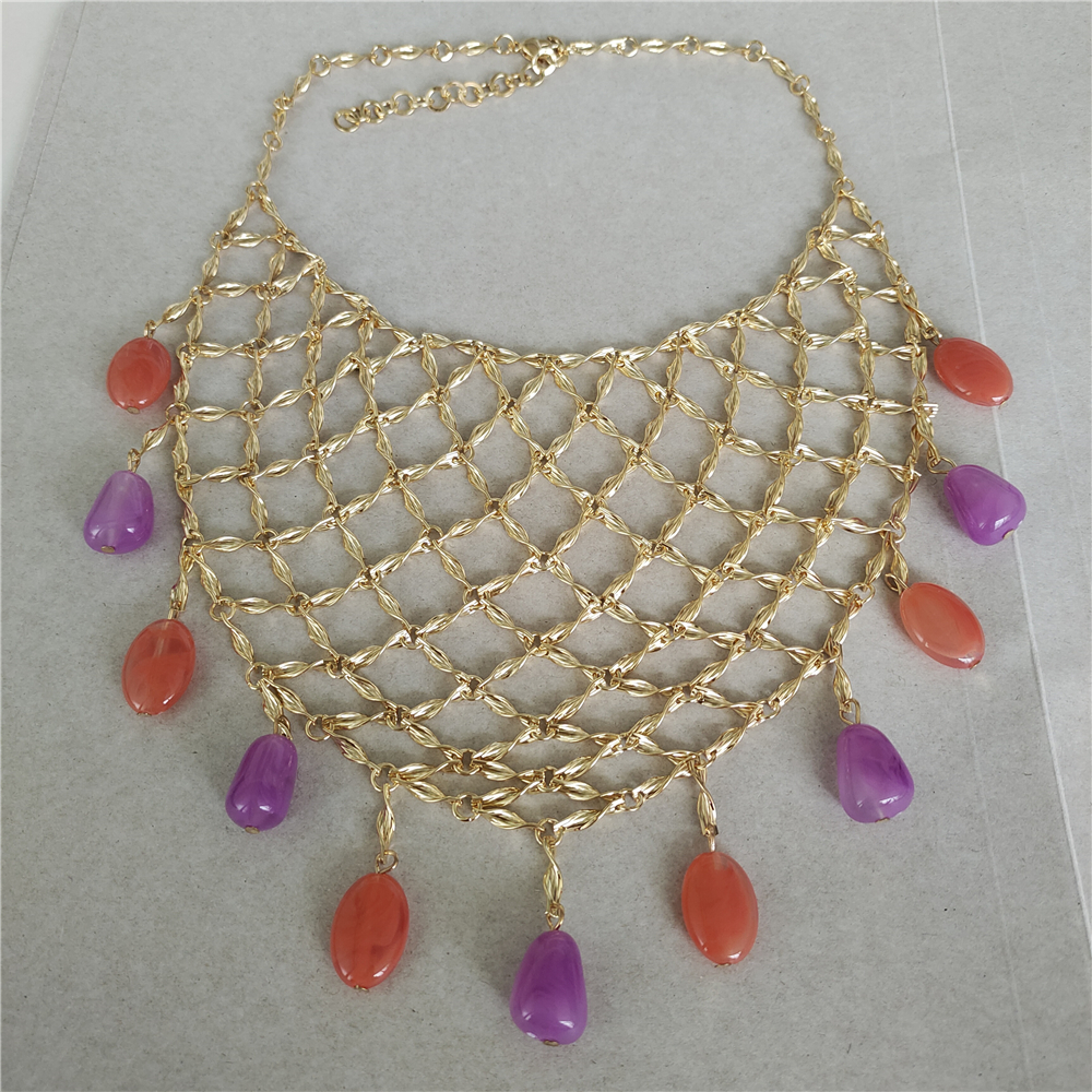 Trend Golden Metal Grid Large  - مراجعة Indian Ethnic Fashion Trends 2025 وسعره