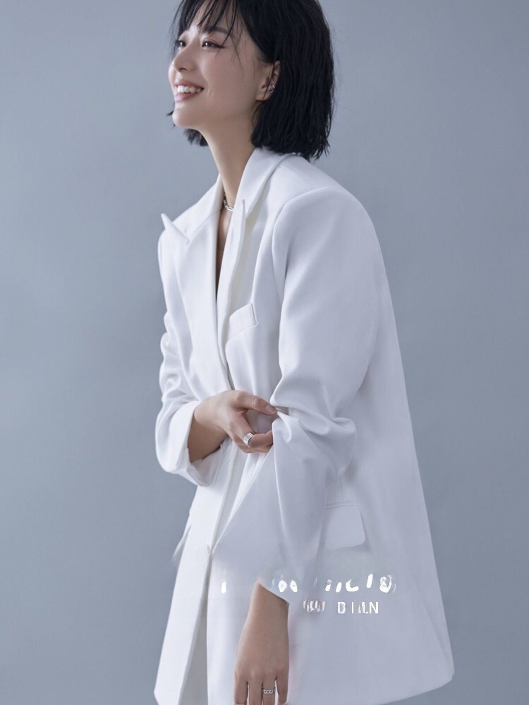White Suit Theme Fashion Magaz - مراجعة Ethnic Fashion Images وسعره