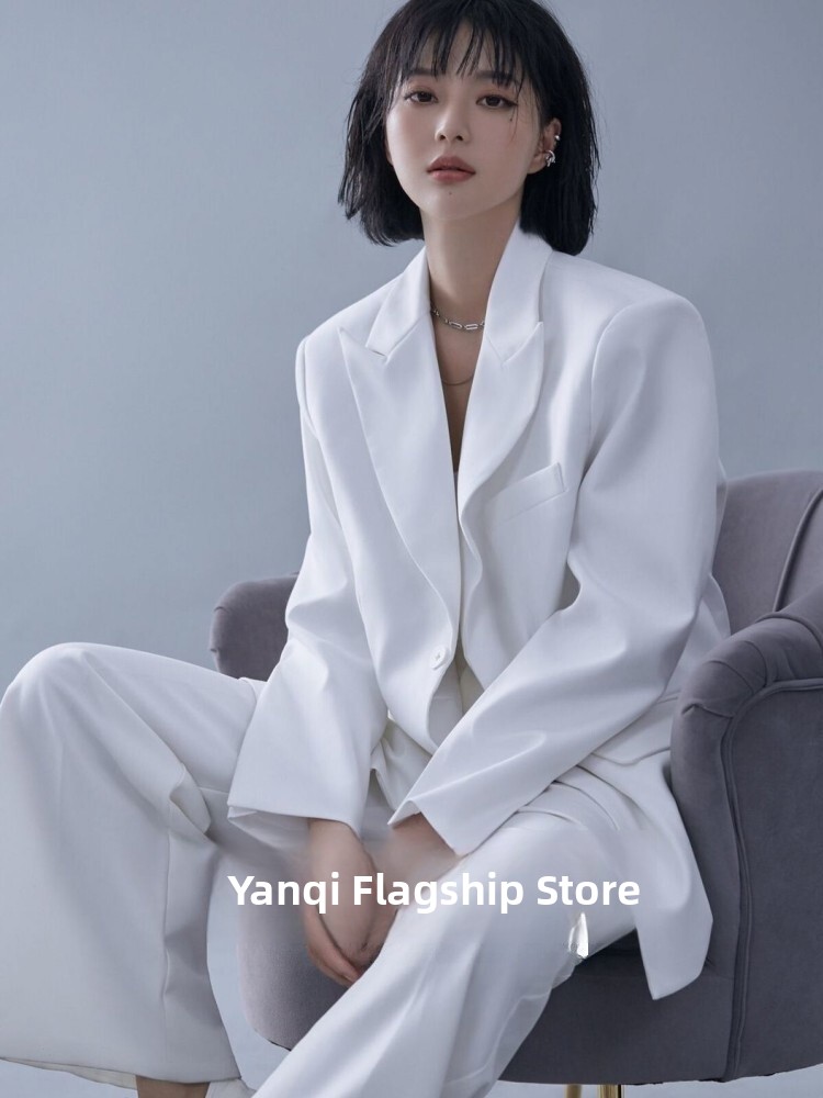 White Suit Theme Fashion Magaz - مراجعة Ethnic Fashion Images وسعره