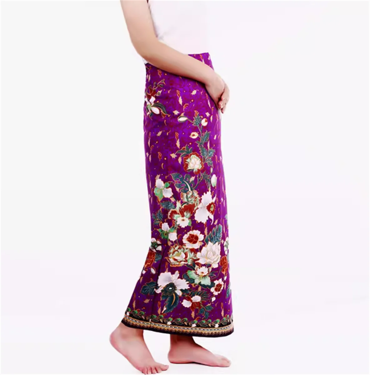 Malaysia Thailand unisex tube  - مراجعة Batik Sarong Wrap وسعره