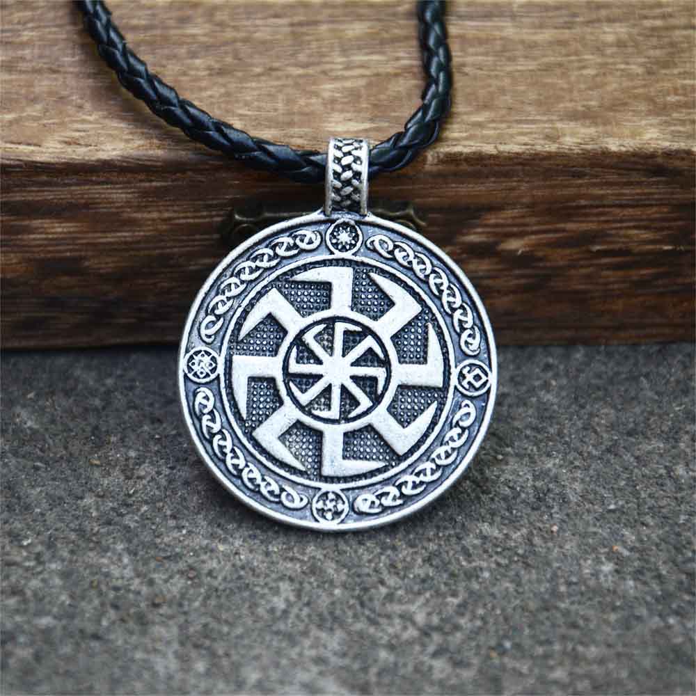 Retro Slavic Kolovrat Pendant  - مراجعة Ethnic Fashion World وسعره